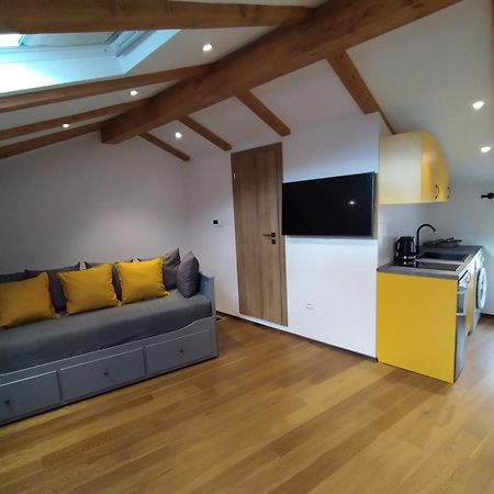 Luxury Apartment - Old Soul With A New Heart Cres Extérieur photo