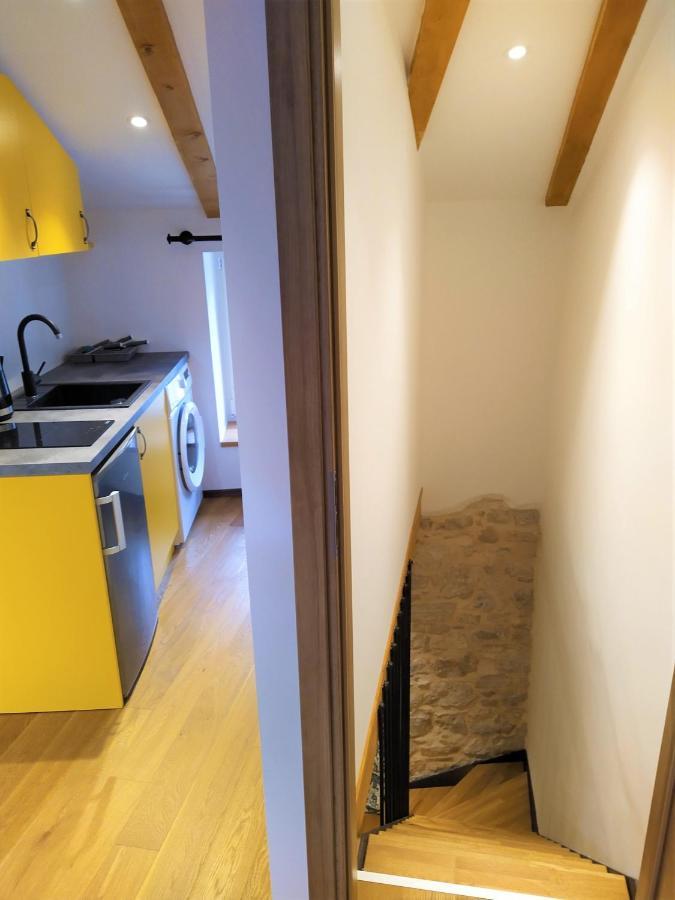 Luxury Apartment - Old Soul With A New Heart Cres Extérieur photo