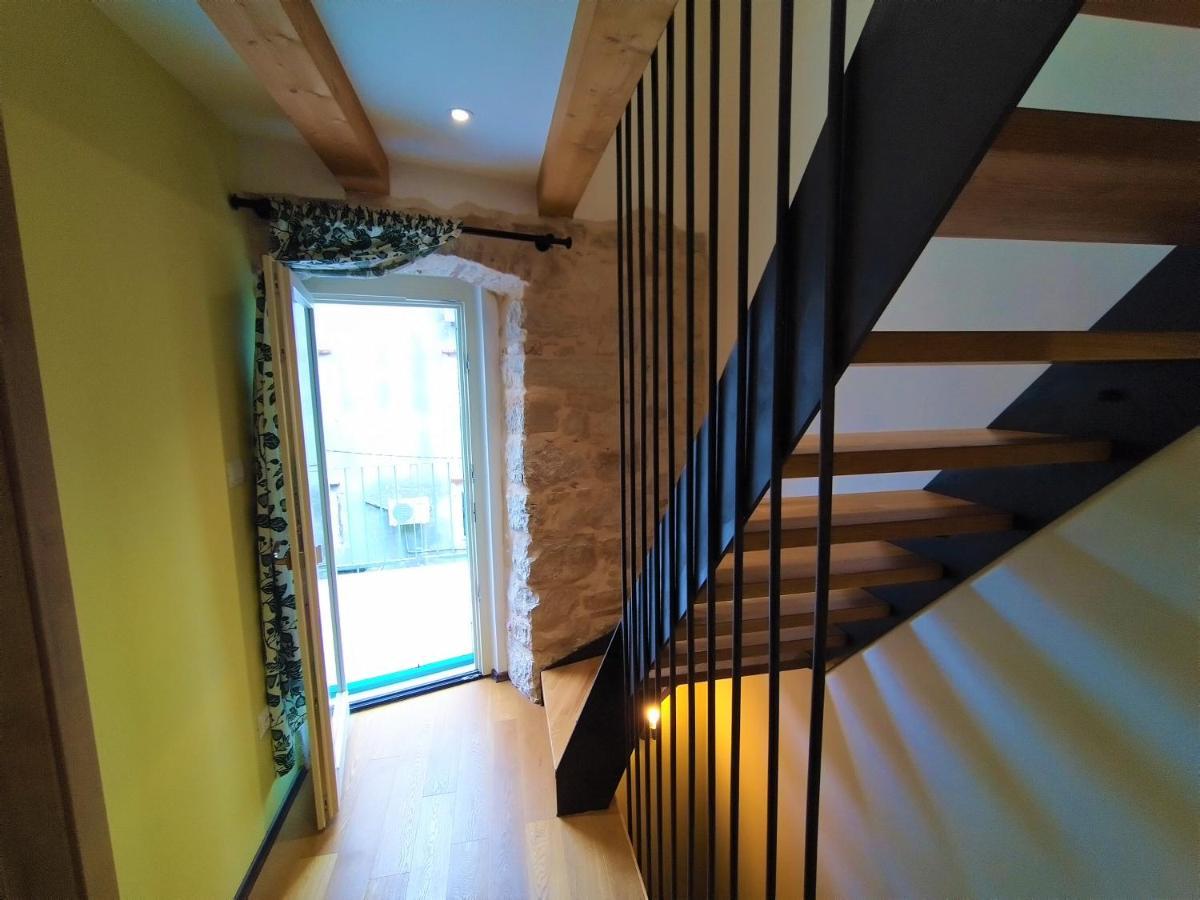 Luxury Apartment - Old Soul With A New Heart Cres Extérieur photo