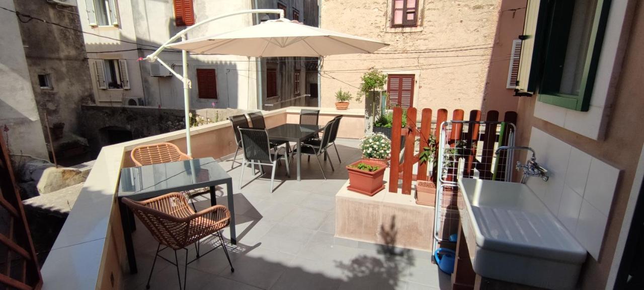 Luxury Apartment - Old Soul With A New Heart Cres Extérieur photo